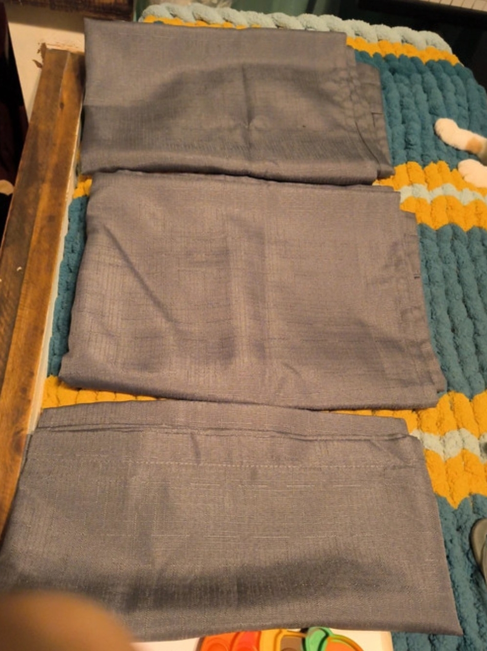 Mainstays 3 PC Window Set Gray Small Polyester Window Set Like New